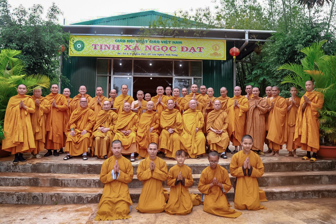 Đăk Nông: Đoàn du hóa chư Tôn đức lãnh đạo Giáo đoàn III thăm và sách tấn chư Tăng tại Tịnh xá Ngọc Đạt .