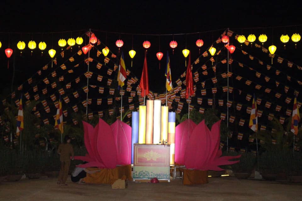 Chiêm ngưỡng lễ đài Phật đản 2019 tại Tịnh xá Ngọc Đạt